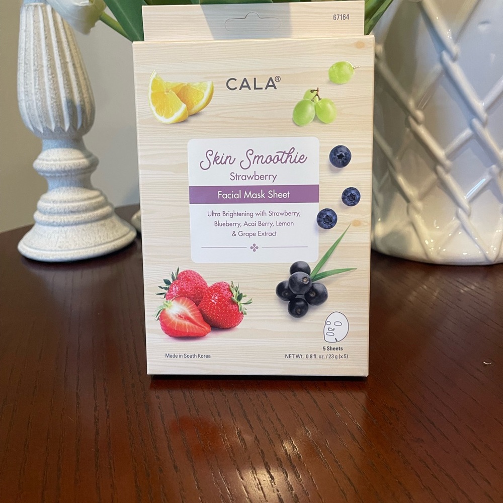 CALA Skin Smoothie Strawberry Facial Mask Sheet
